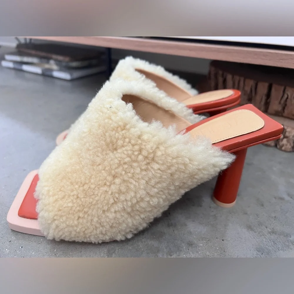 JACQUEMUS Les Mules Carre Rond Sherpa Heels - Picture 3 of 6
